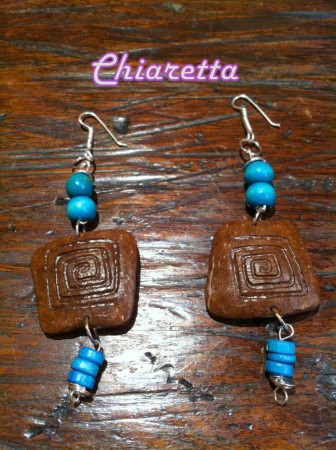 Orecchini in cocco lavorati